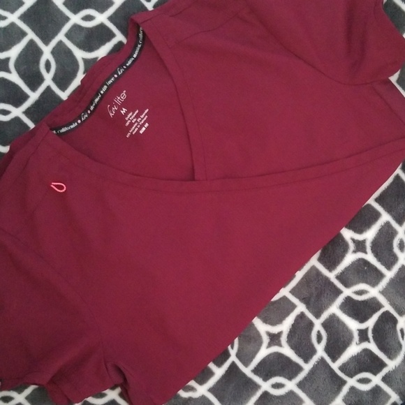 2 koi scrub tops - Picture 2 of 3